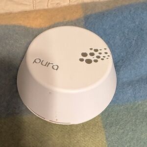 Pura White Smart Home Device